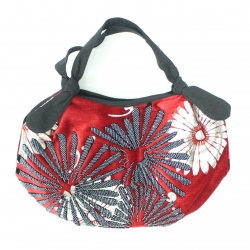 Handmade floral beaded handbag 